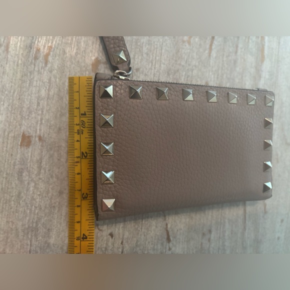 Pink Valentino Rockstud Wallet - Picture 7 of 9